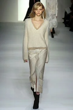 Look 16